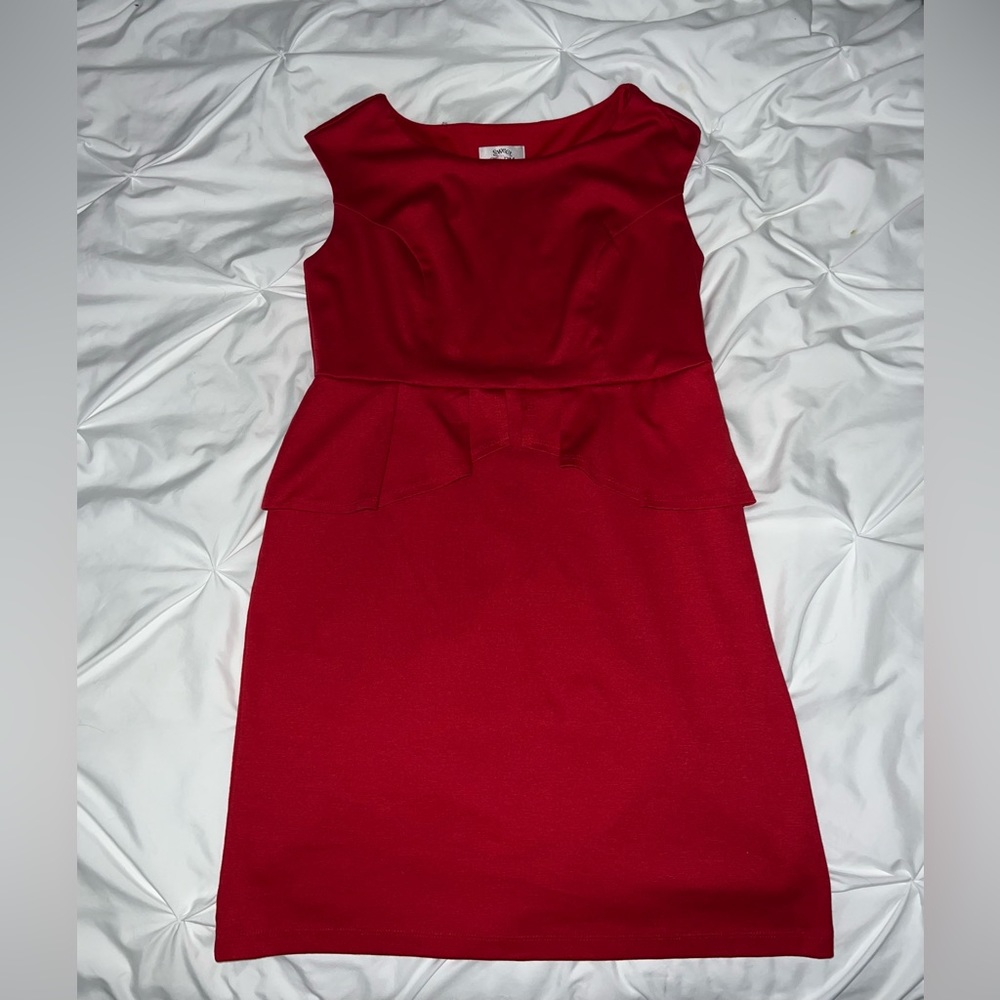 Red Professional Form-Fitting Sweet Storm Dress (Size L)